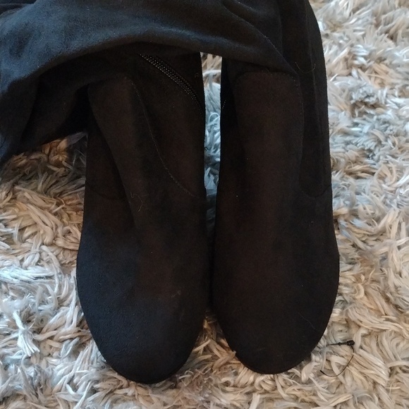 Over The Knee Boots - Picture 3 of 5